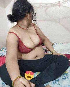 সেক্সি মাকে বউর মত চোদা – sexy ma chuda choti golpo