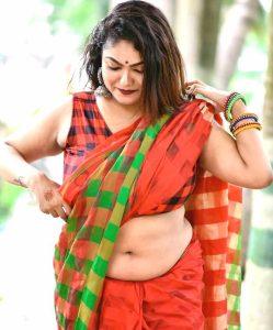 মামি চটি